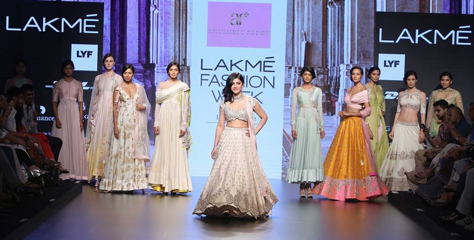 Anushree Reddy-at-lakme-fashion-week-16-17