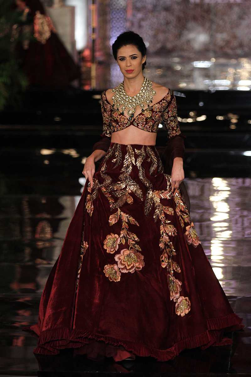 Manish-Malhotra-collection-india-couture-week-2016-27