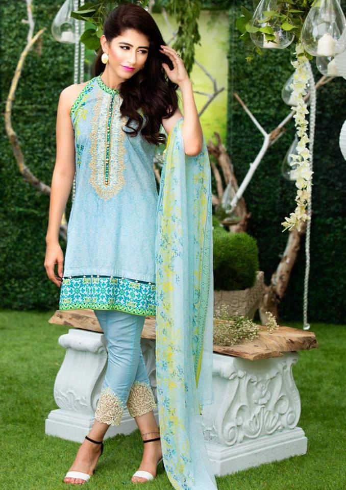Chiffon Embroidery Collection by Alkaram-11