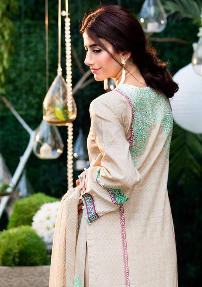 Chiffon Embroidery Collection by Alkaram-8