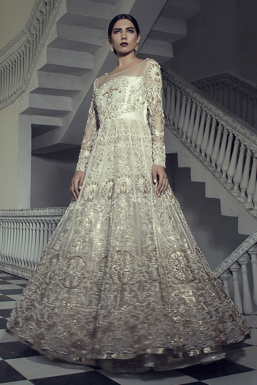 erum-khan-bridal-dresses-2017-12