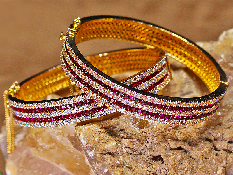 gold-bangles-design-11