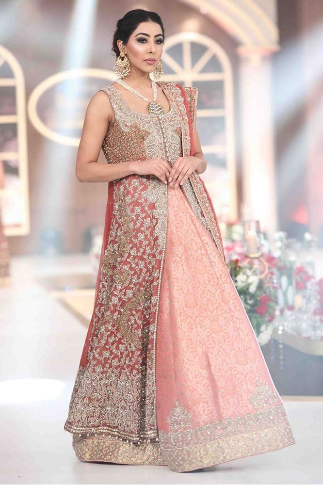 aisha-imran-bridal-dresses-2017-12
