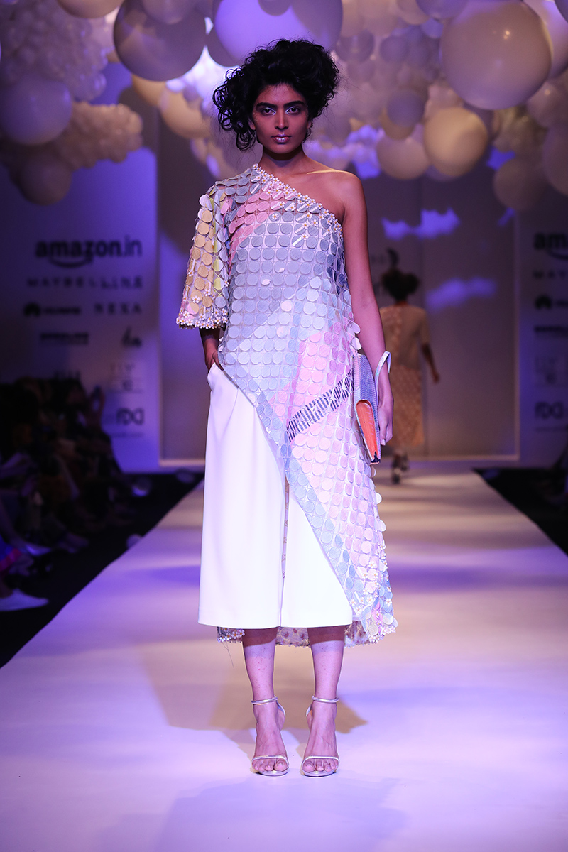 pankaj-and-nidhi-latest-dress-amazon-india-fashion-week-2017-21