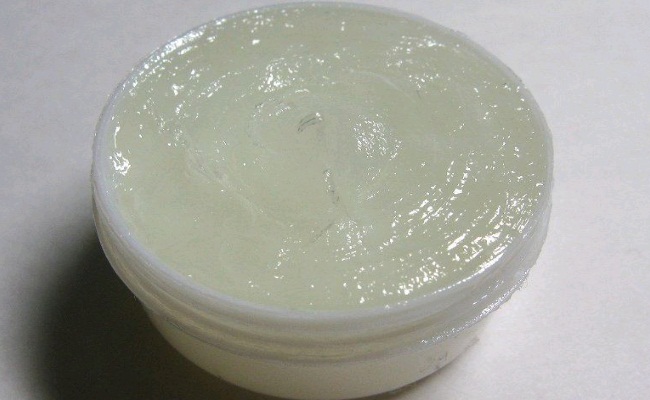 petroleum-jelly