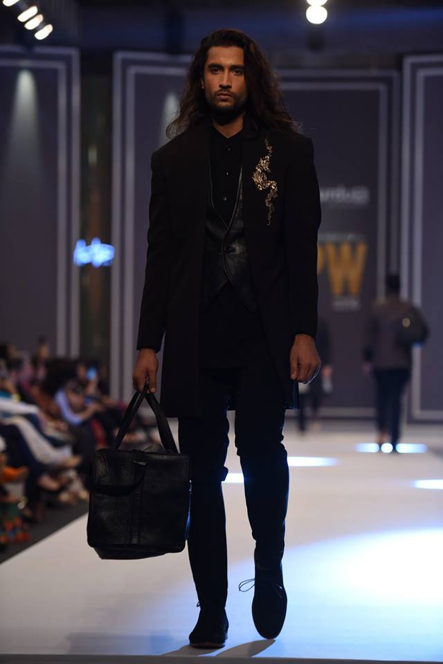 amir-adnan-latest-collection-at-fashion-pakistan-week-winter-2016-13