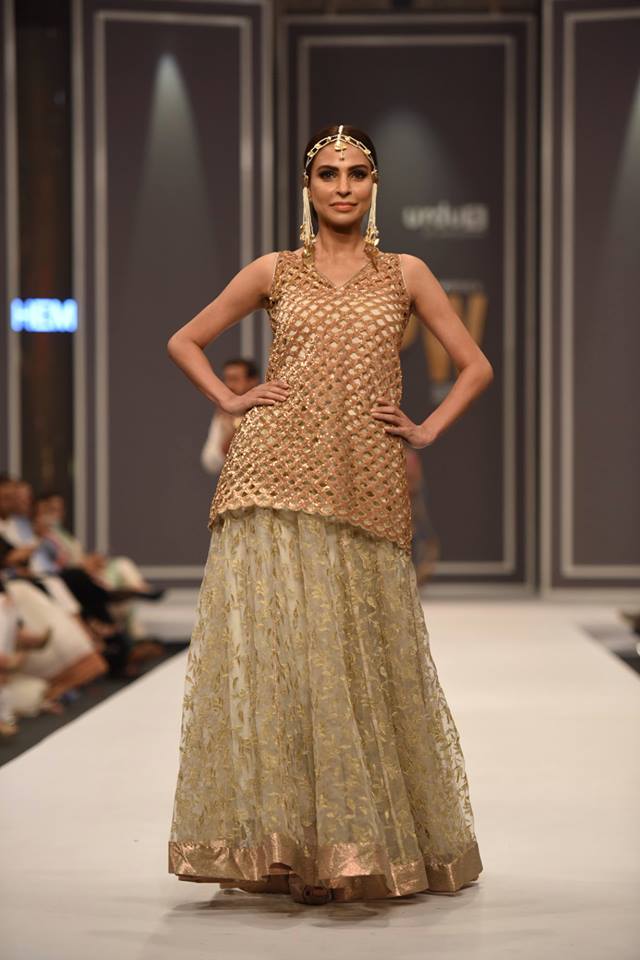 hem-by-sumbul-asif-bridal-collection-at-fpw-2016-15