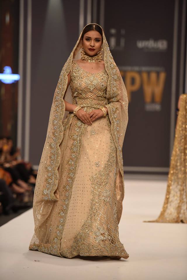 mona-imran-winter-collection-at-fpw-winter-2016-13
