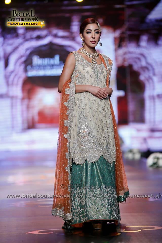 Aisha Imran Bridal Collection At Bridal Couture Week Gold 16 Pk Vogue 