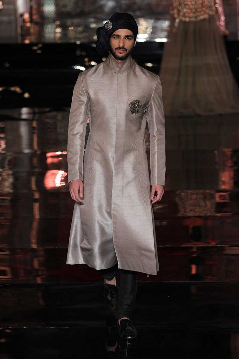 kurta design by manish malhotra