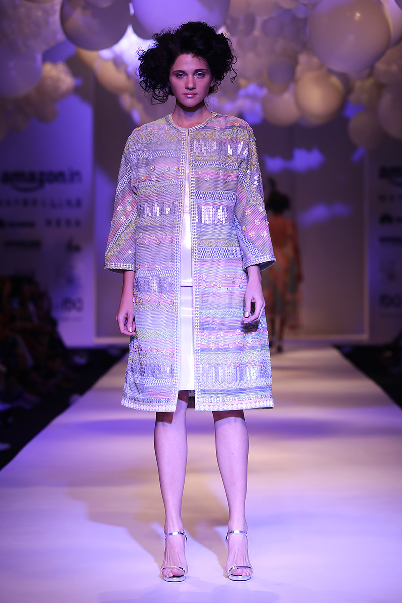 pankaj-and-nidhi-latest-dress-amazon-india-fashion-week-2017-19