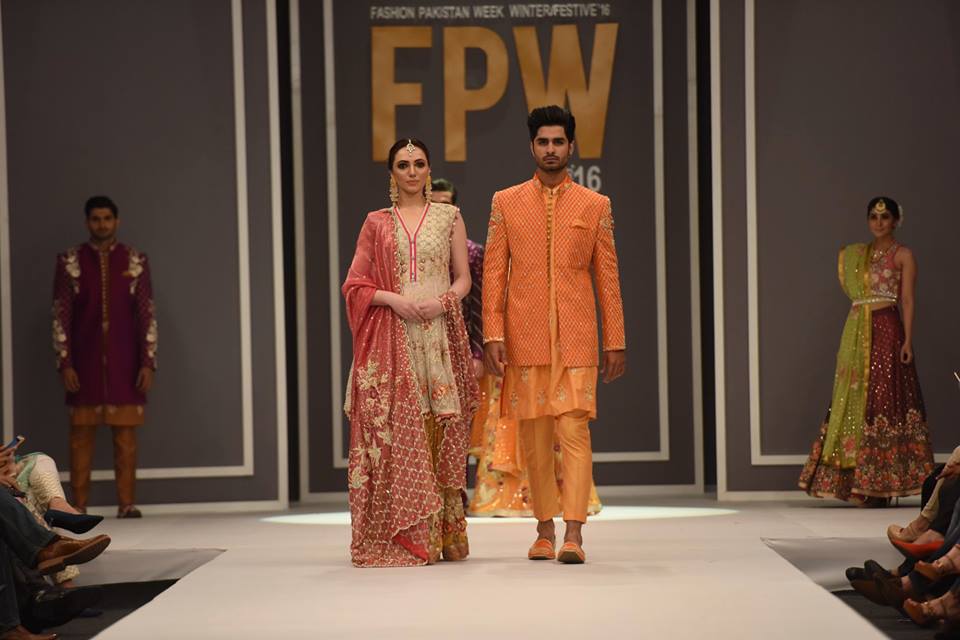 deepak-pertain-latest-collection-at-fpw-winter-2016-7