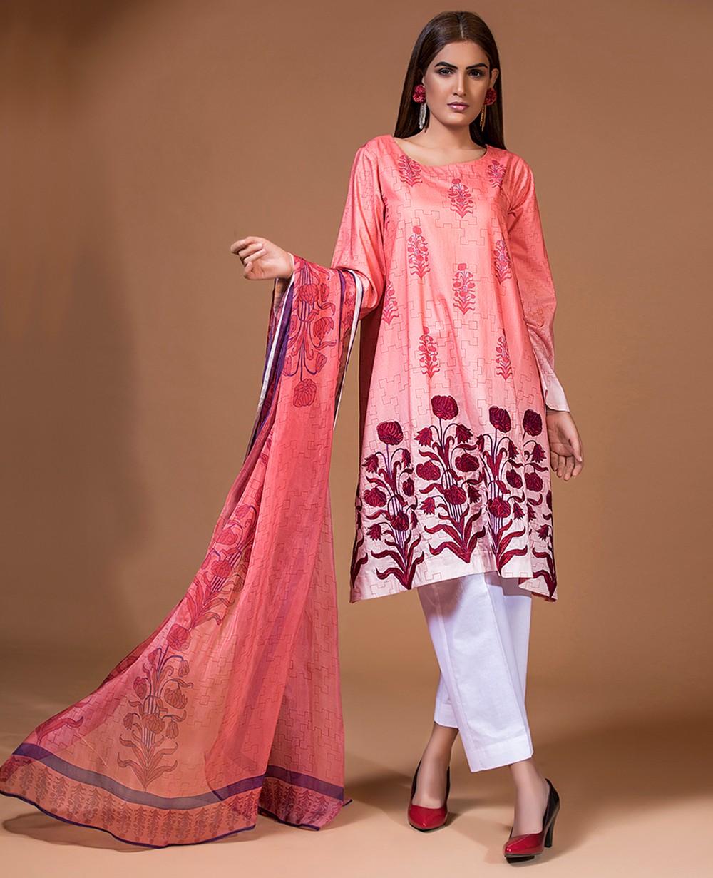 Ghaznavid Winter Collection by Khat e Poesh 13
