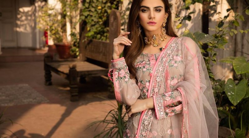 Gulaal Premium Embroidered Chiffon Collection 2019-8