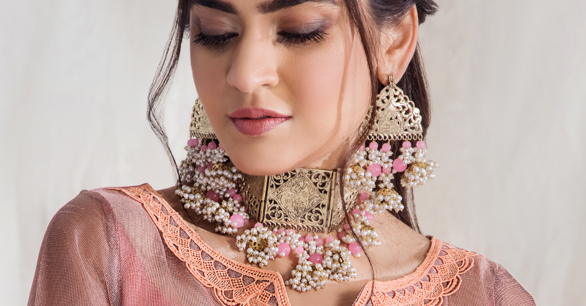 Exploring the Intricate Craftsmanship of Pakistani Choker Necklaces